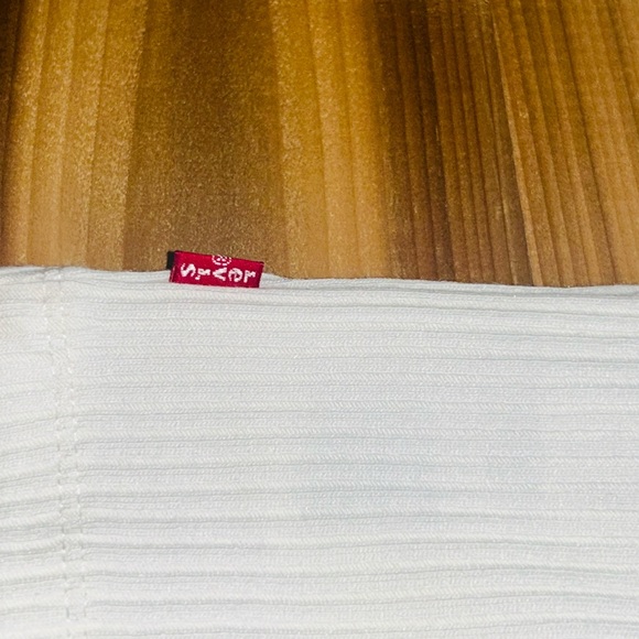 NEW Levi's Slim Fit "The Ribbed Tee" Size XL SHORT SLEEVE RACH TOP NWT - Picture 10 of 13